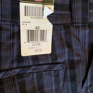 Dickies Men's Blue and Black Plaid Shorts